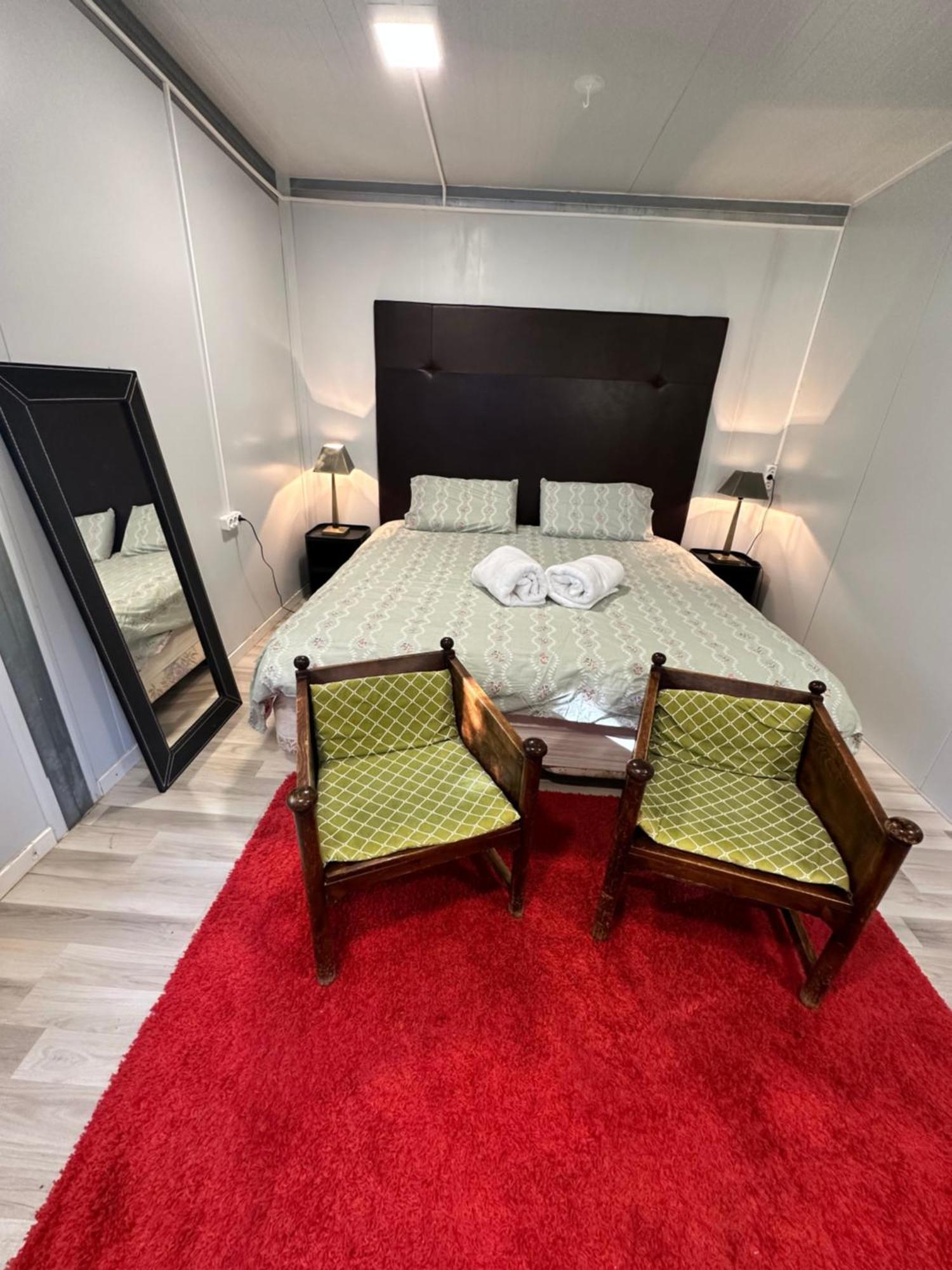 Bungalow Infanta Torrelaguna Exteriör bild